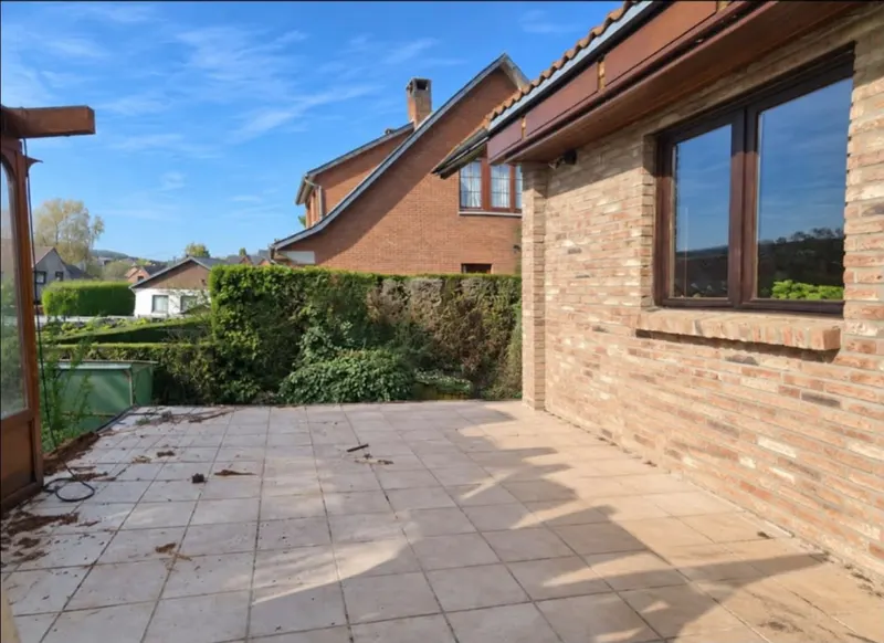 Terrasse carrelée réalisée par MD Chape & Carrelage (09)